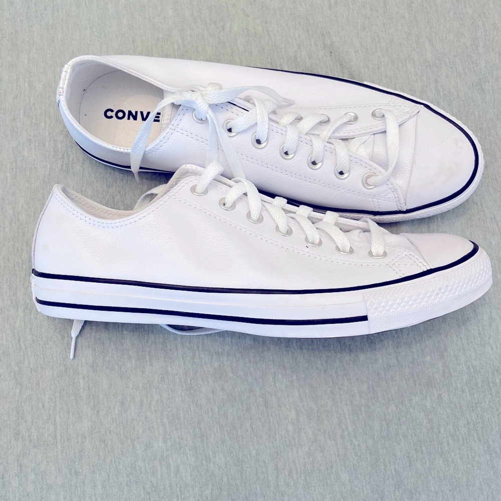 Men’s leather monochrome converse 10.5
